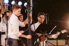 Dan-skole-76